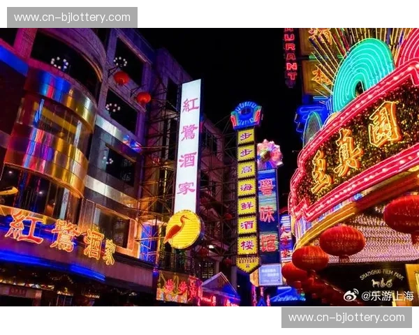 繁花与烟火：在上海当“精英”，还是去广州做“街坊”？